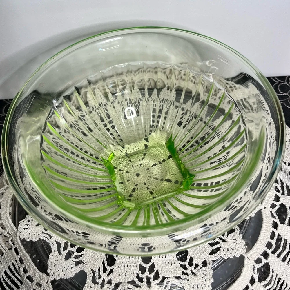 Depression Glass this gorgeous